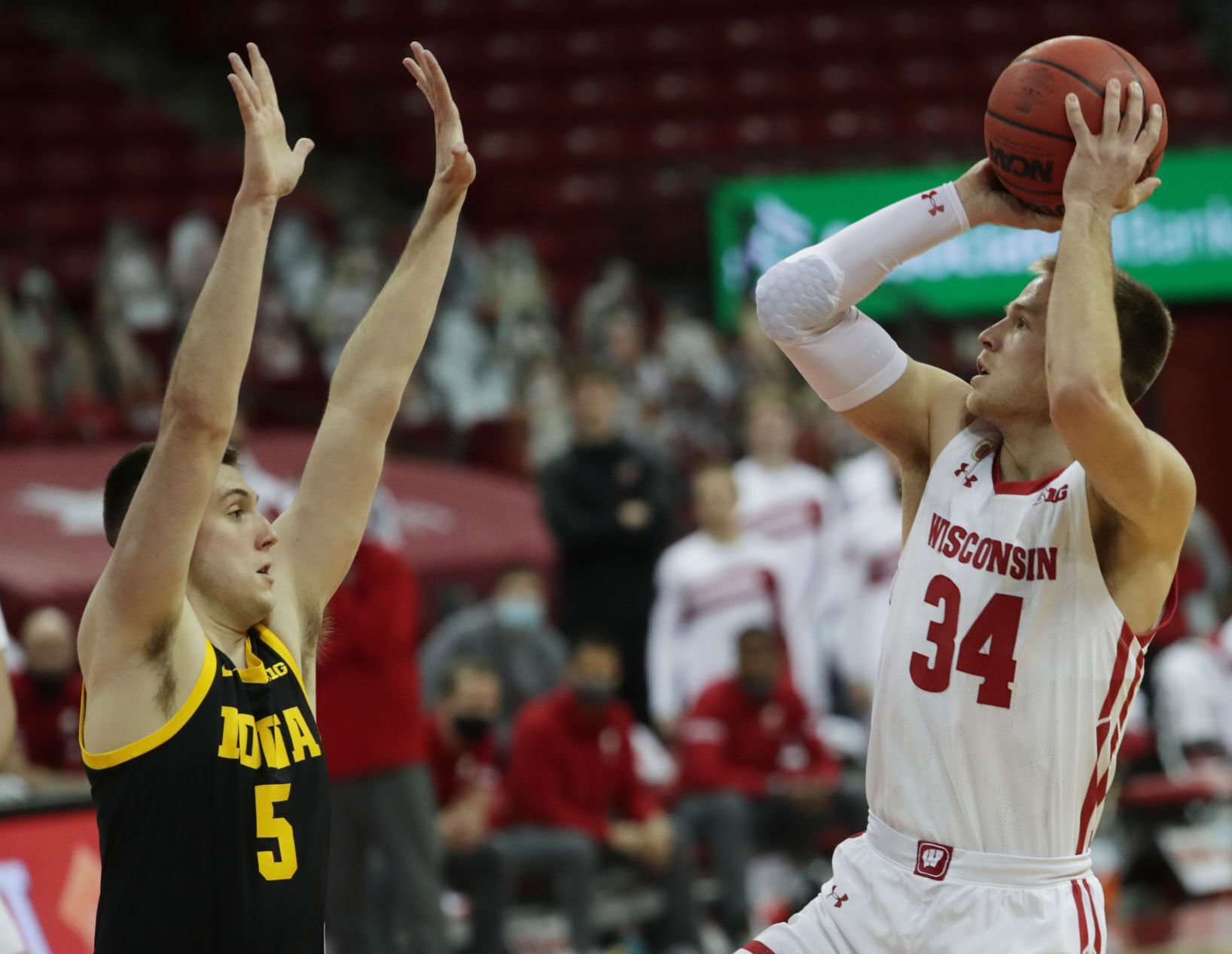 21BadgersIowa0359AJA.jpg